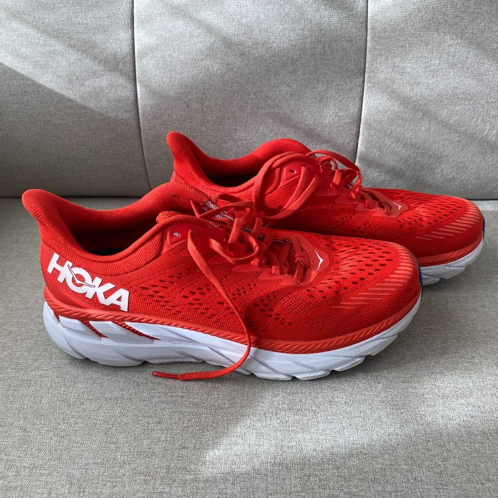 HOKA Clifton 7 Road-Running Shoes - Men's sz 8.5